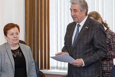 Губернатор отчитается перед законодателями